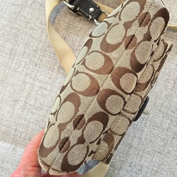 HP!  Coach Crossbody Bag And Essential Wristlet Bundle - Picture 8 of 16